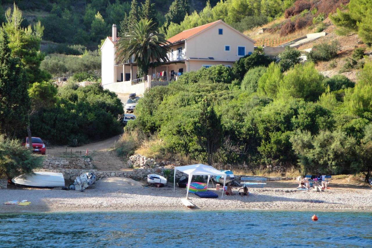Seaside Secluded Apartments Cove Tvrdni Dolac, Hvar - 4008 Gdinj Екстер'єр фото
