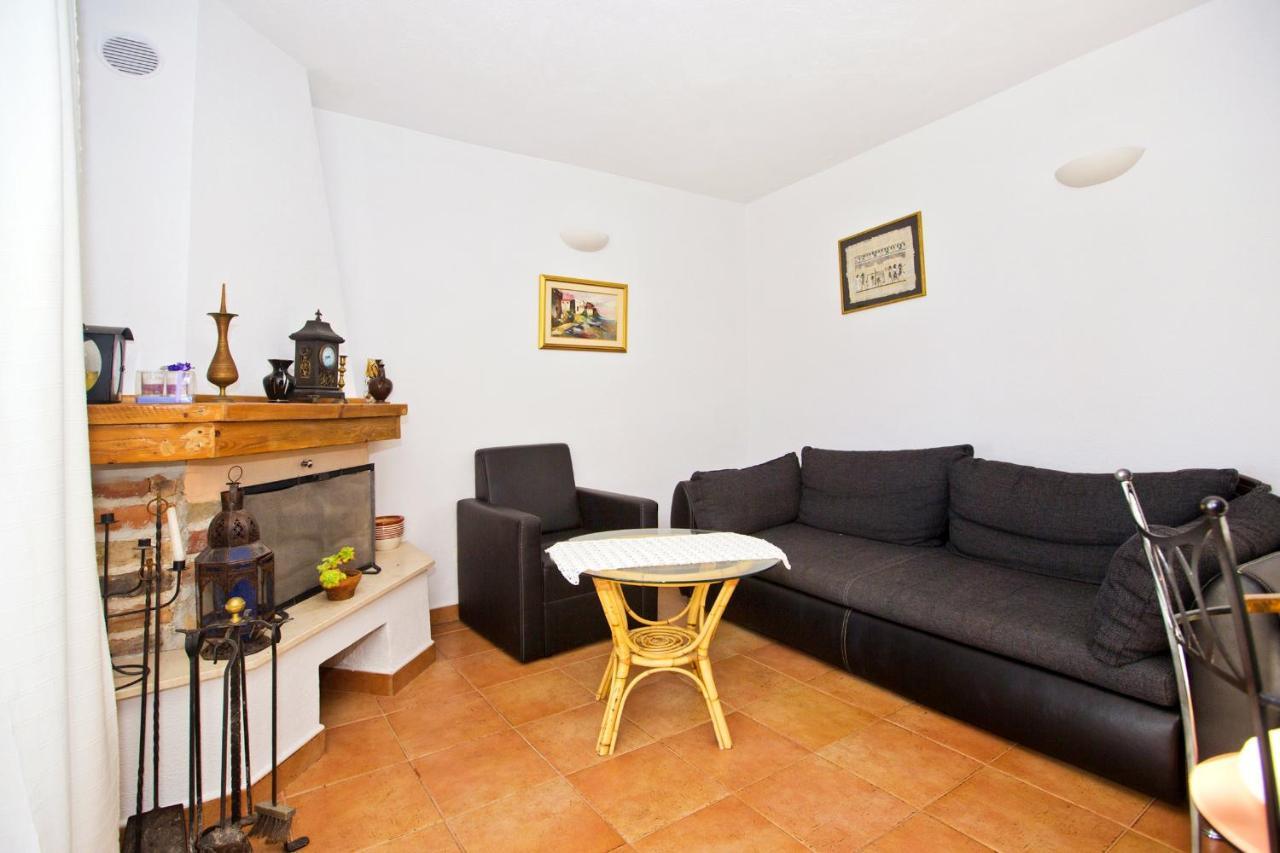 Seaside Secluded Apartments Cove Tvrdni Dolac, Hvar - 4008 Gdinj Екстер'єр фото